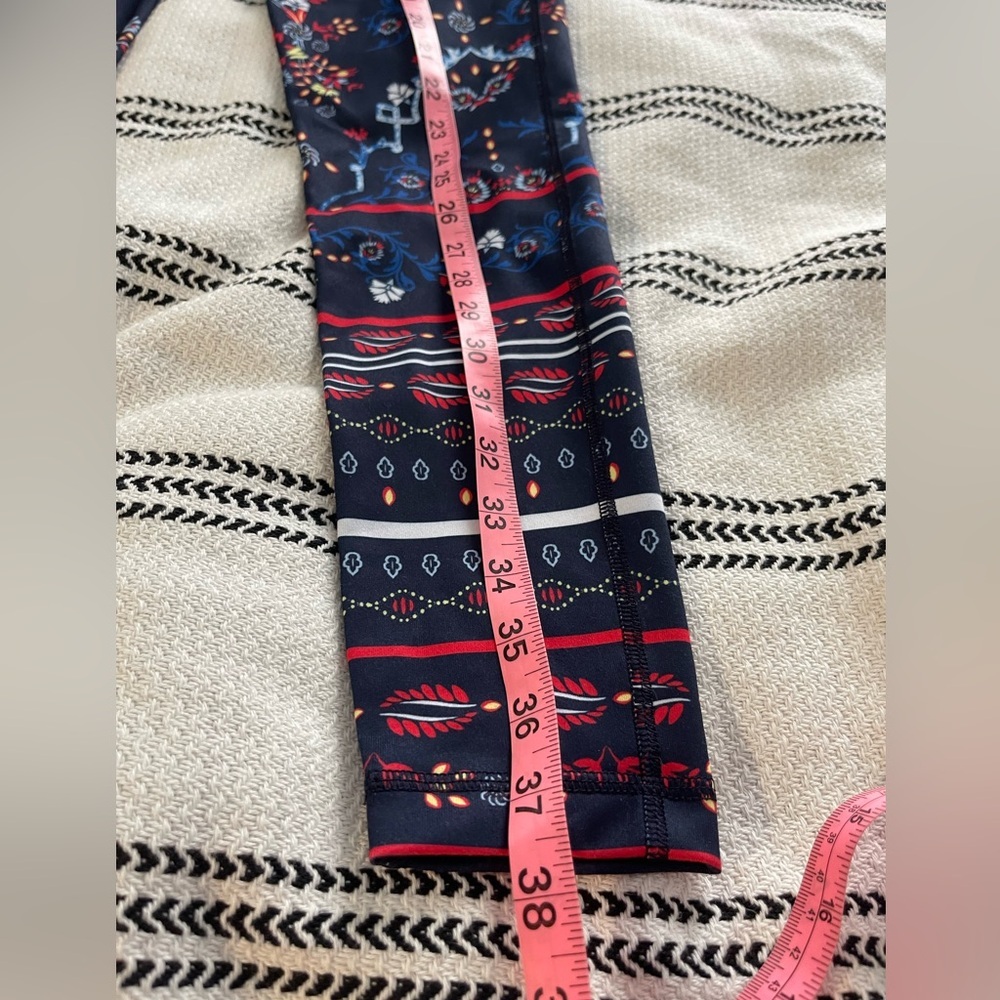 Zelos graphic athletic leggings / work out pants size medium # 2152 - Picture 8 of 9